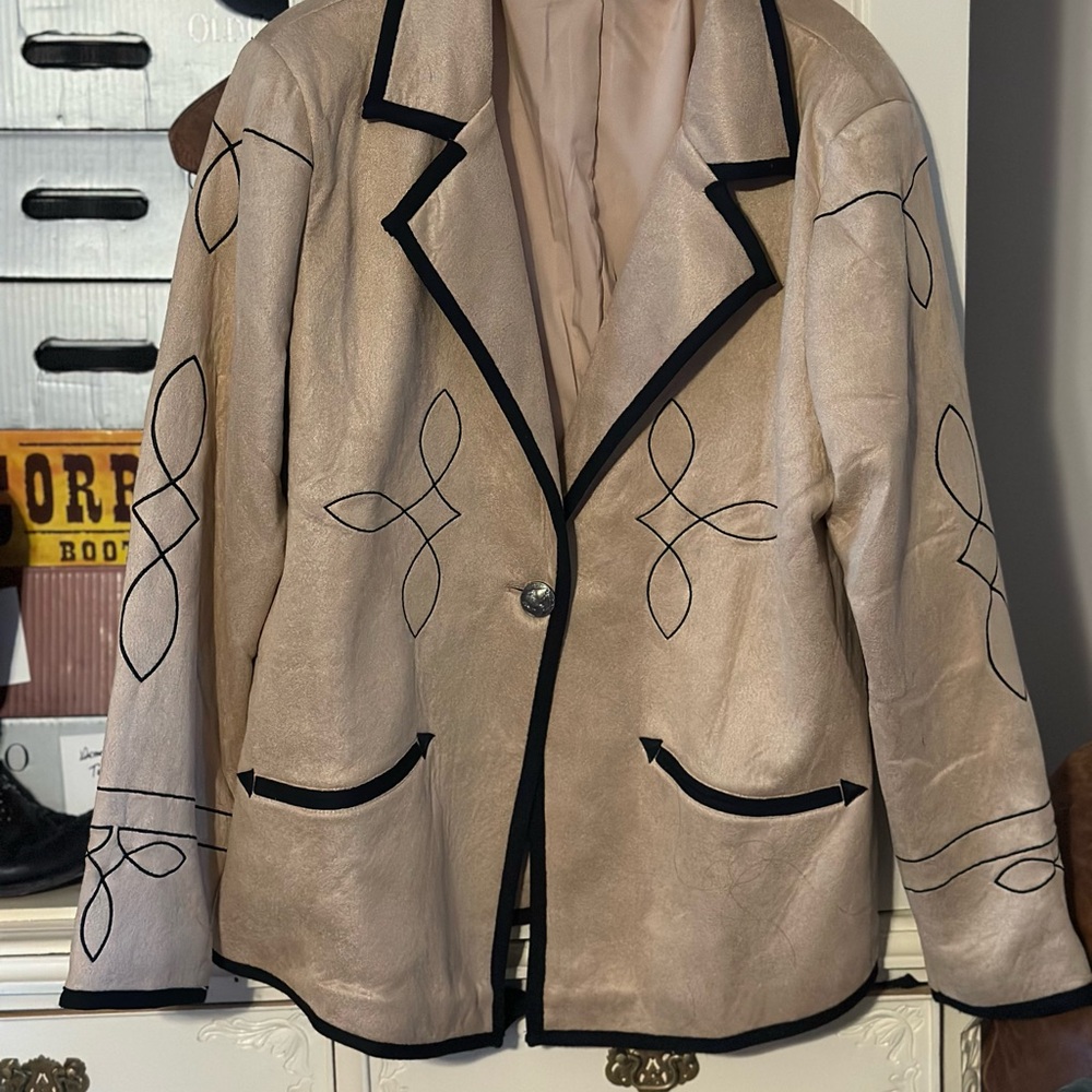 Women's Western Jacket with Boot Stitch Accents